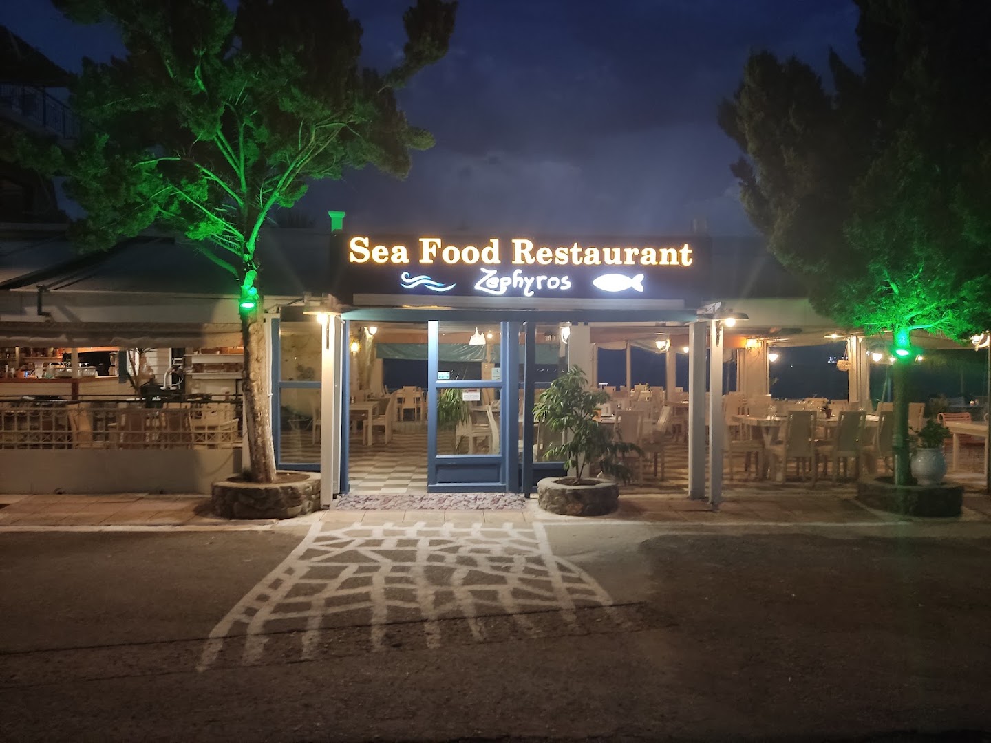 Zephyros Sea food restaurant - Itea · Φωτογραφίες 2